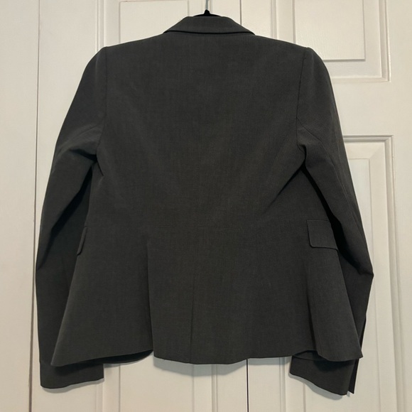 2P Dark Grey one button blazer from The Limited Collection - Picture 6 of 7